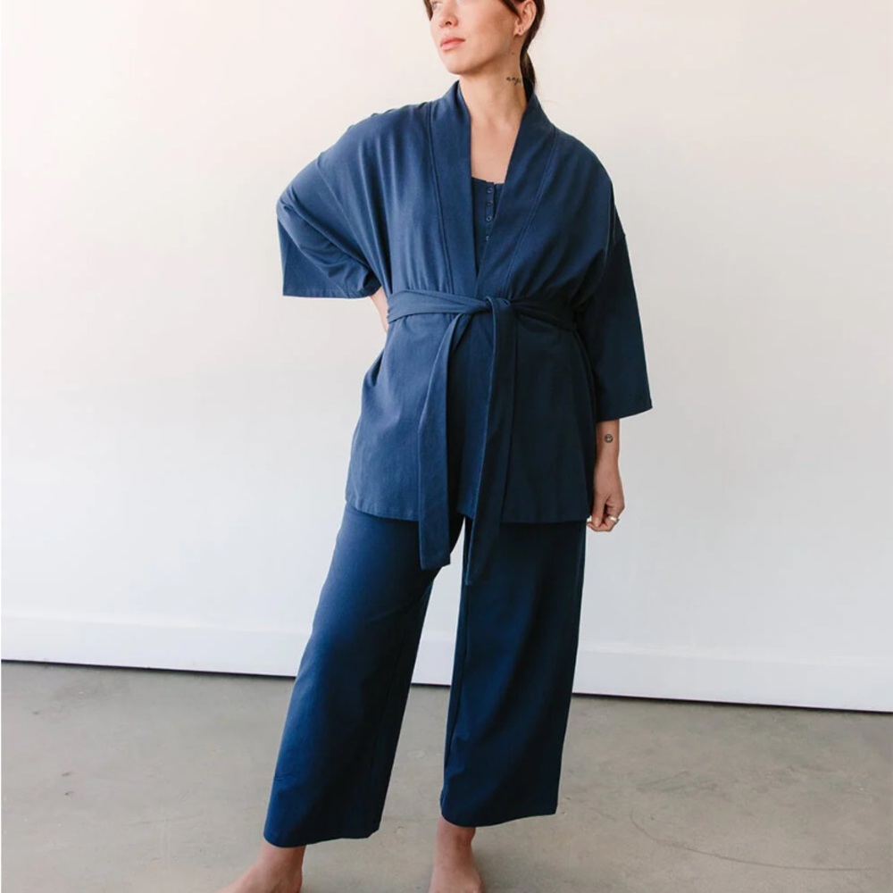 Storq 3-piece Lounge Set - maternity and postpartum pajamas